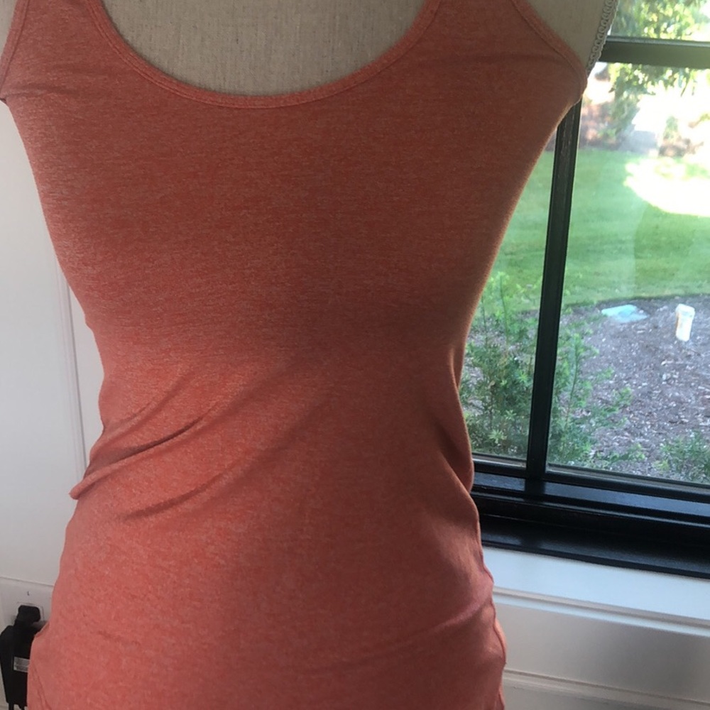 Lululemon top